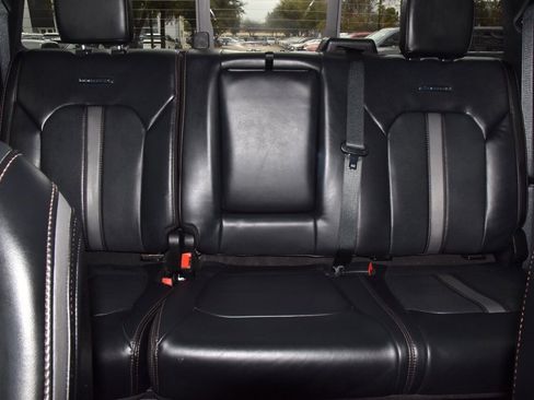 Used 2020 Ford F450 Platinum w/ FX4 Off-Road Package image 20