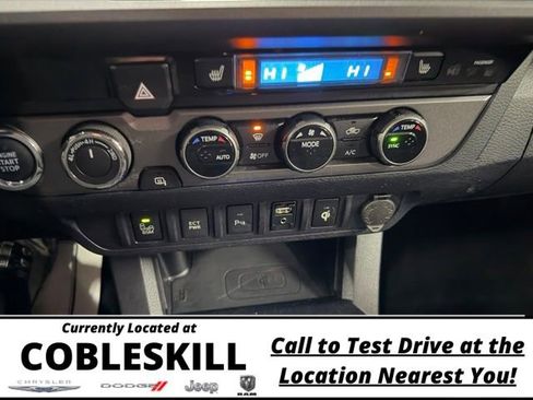 Used 2017 Toyota Tacoma 4x4 Double Cab image 22