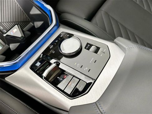 Used 2026 BMW X3 xDrive30 w/ Premium Package image 16