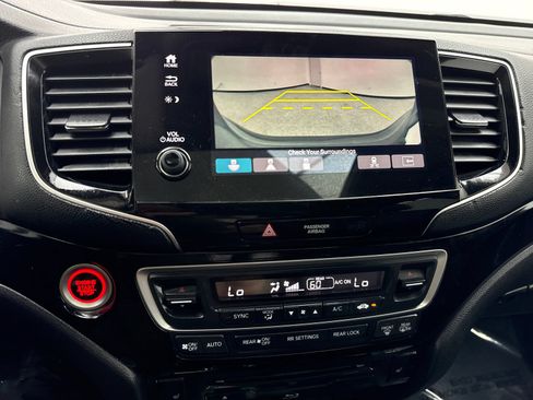 Used 2019 Honda Pilot Touring image 28