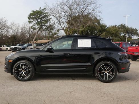 Used 2025 Porsche Macan image 2