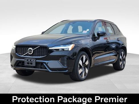 Certified 2024 Volvo XC60 T8 Plus w/ Protection Package Premier AWD/4WD image 5