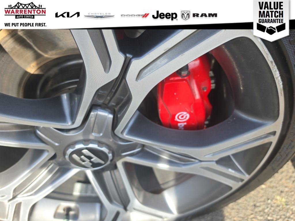Used 2021 Kia Stinger GT1 RWD image 8