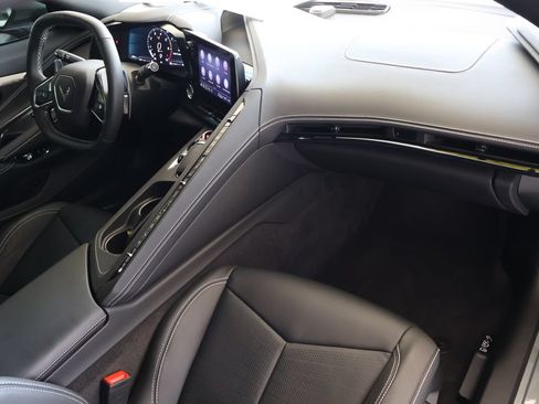 Used 2023 Chevrolet Corvette Stingray Preferred Cpe w/ Z51 Performance Package RWD image 50