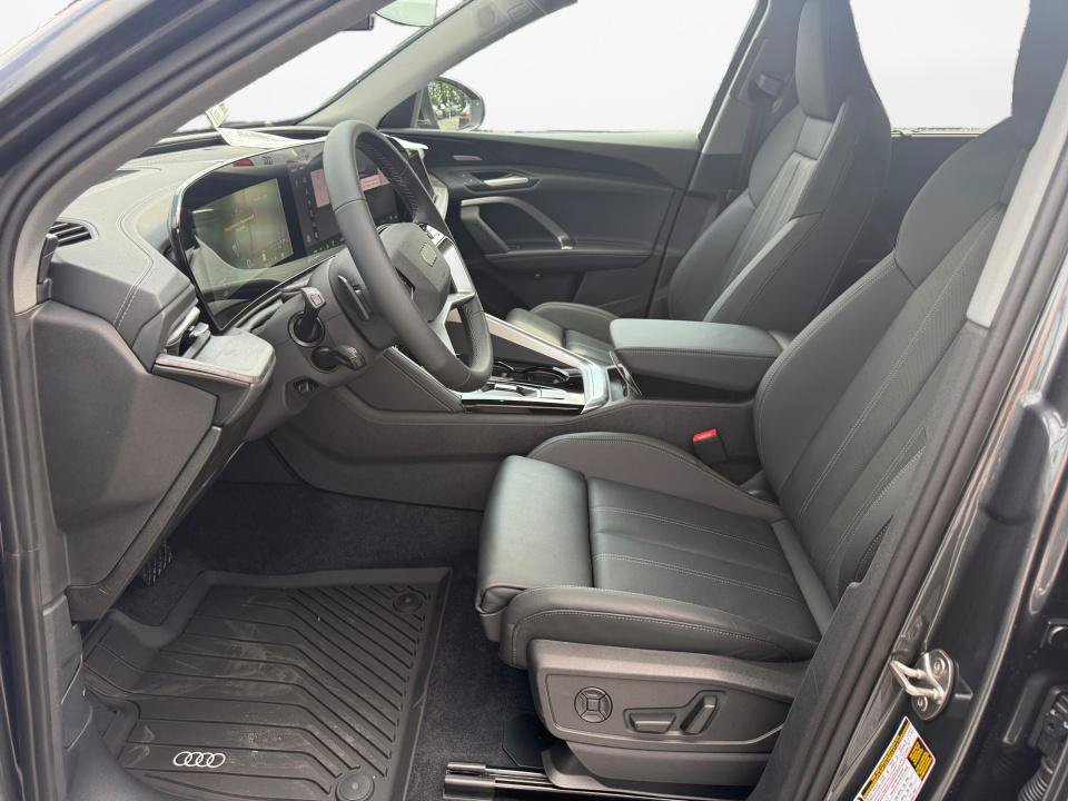 New 2026 Audi Q5 Premium Plus AWD/4WD image 9