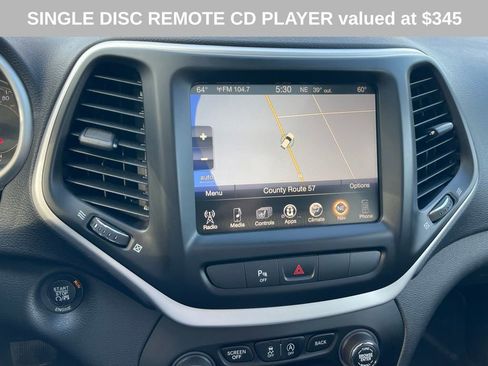 Used 2015 Jeep Cherokee Trailhawk w/ Comfort/Convenience Group image 14