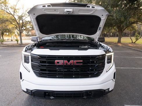 Used 2022 GMC Sierra 1500 Elevation image 9