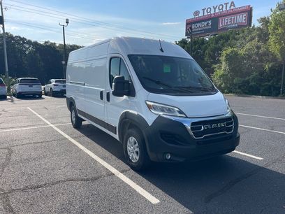 Used 2024 RAM ProMaster 2500 w/ Quick Order Package 22G SLT