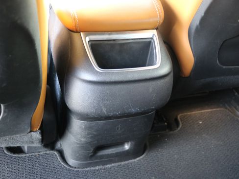 Used 2022 Chrysler Pacifica Pinnacle image 32