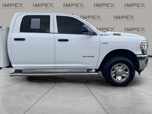 Used 2021 RAM 2500 Tradesman w/ Chrome Appearance Group image 60