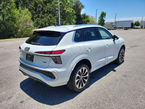New 2026 Audi Q3 quattro 2.0T AWD/4WD image 4