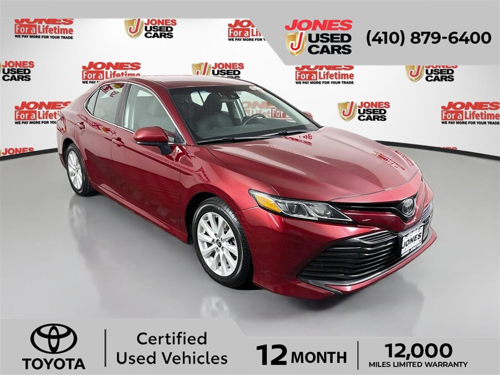 Certified 2018 Toyota Camry LE FWD image 1