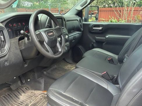 Used 2021 GMC Sierra 2500 2WD Regular Cab image 3