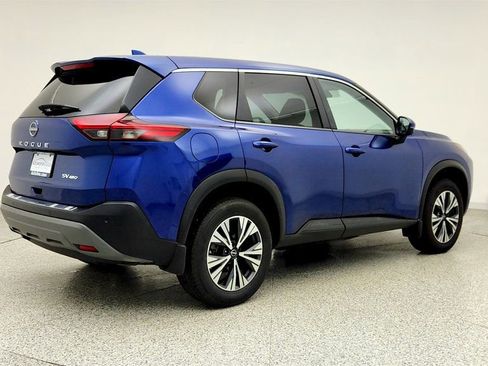 Used 2023 Nissan Rogue SV image 5