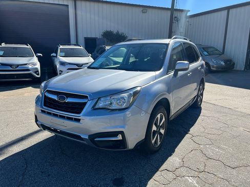 Used 2018 Subaru Forester 2.5i Premium w/ All-Weather Package image 1