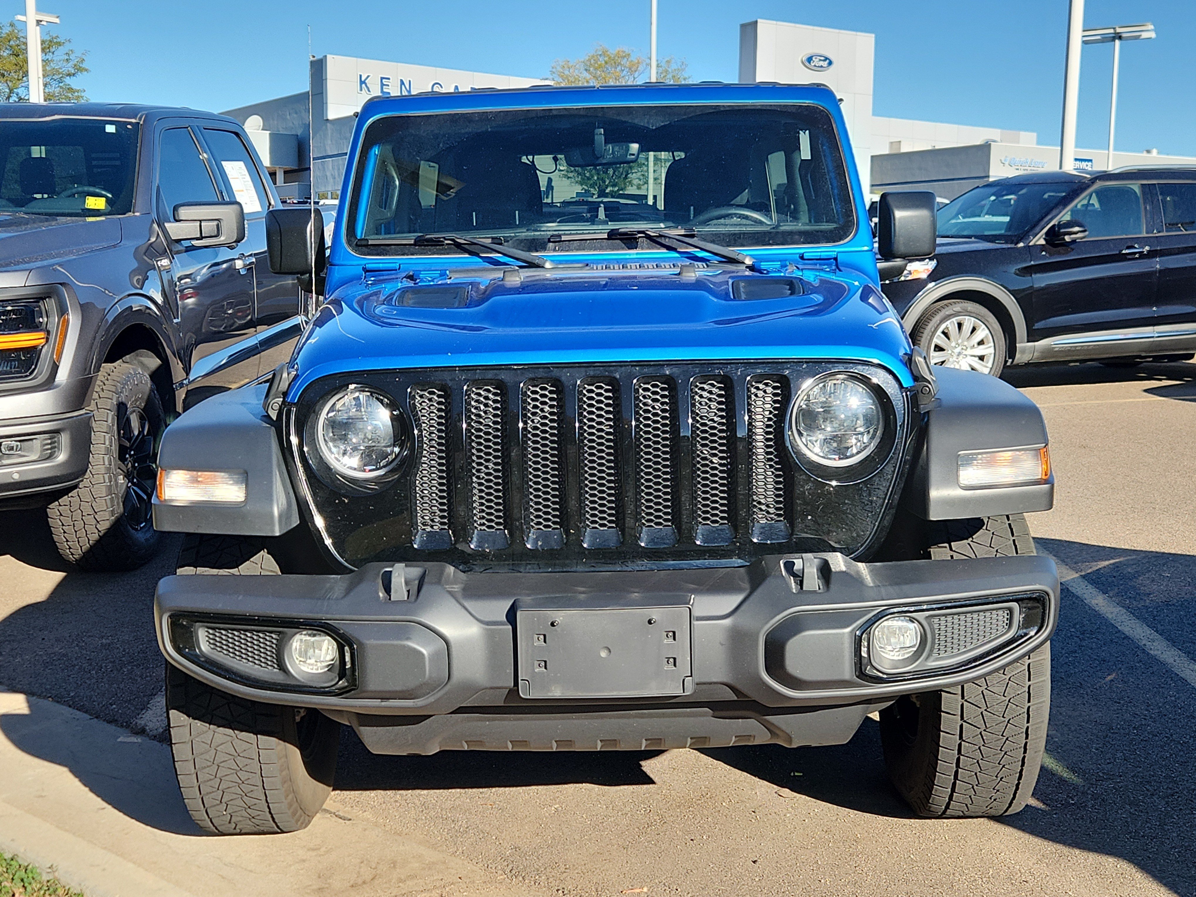 Used 2023 Jeep Wrangler Unlimited Sport AWD/4WD image 3
