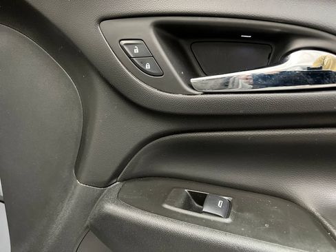 Used 2024 Chevrolet Equinox LT AWD/4WD image 33