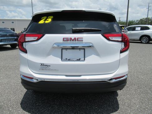 Used 2023 GMC Terrain SLT FWD image 6