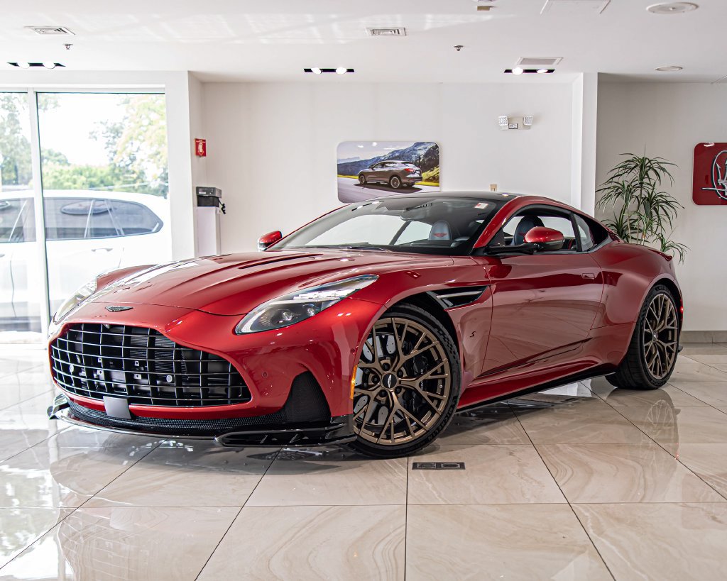 Used 2026 Aston Martin DB12 Coupe RWD image 1