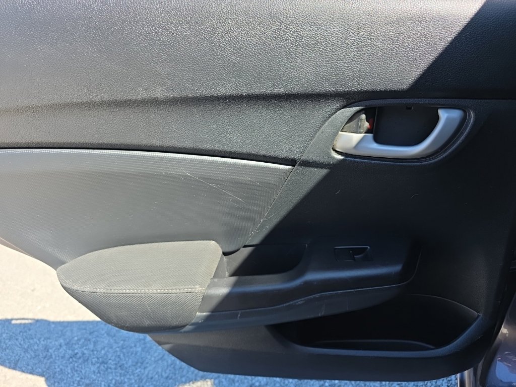 Used 2015 Honda Civic SE image 18