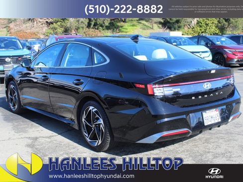 Used 2024 Hyundai Sonata SEL w/ Convenience Package image 9