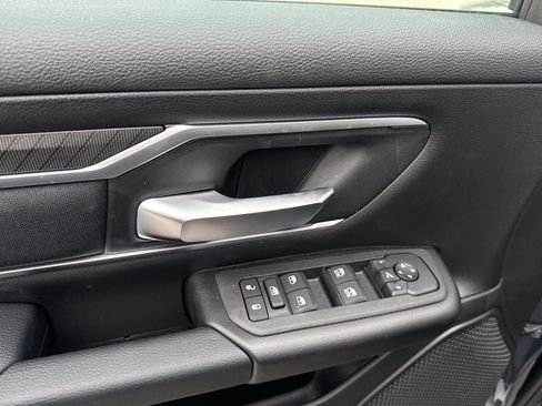 New 2026 RAM 1500 4x4 Crew Cab image 21