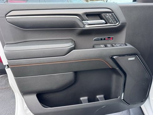 Used 2024 GMC Sierra 1500 AT4 w/ Technology Package image 20