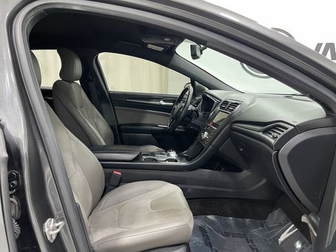 Used 2017 Ford Fusion Sport w/ Equipment Group 401A AWD/4WD image 29