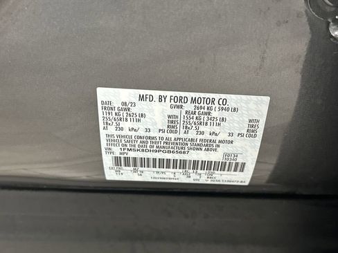 Used 2023 Ford Explorer XLT w/ Equipment Group 202A image 39