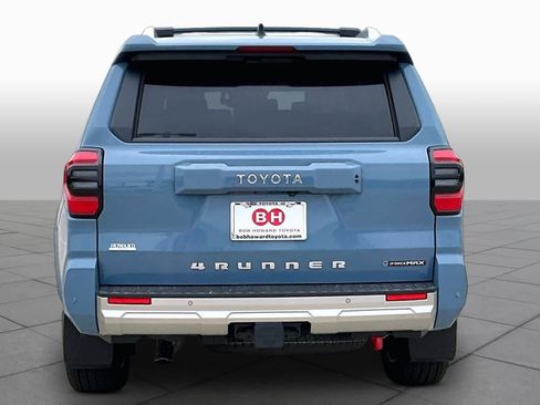 New 2026 Toyota 4Runner Limited AWD/4WD image 4