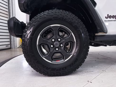 Used 2023 Jeep Gladiator Rubicon AWD/4WD image 15