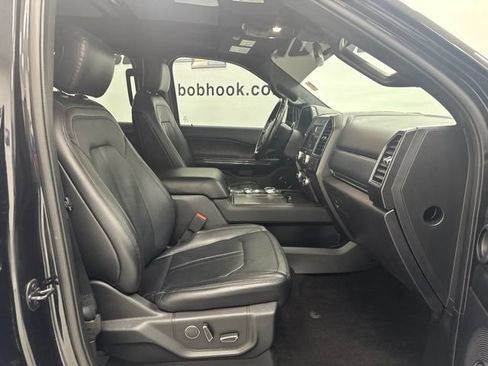 Used 2019 Ford Expedition Limited w/ Equipment Group 302A AWD/4WD image 36