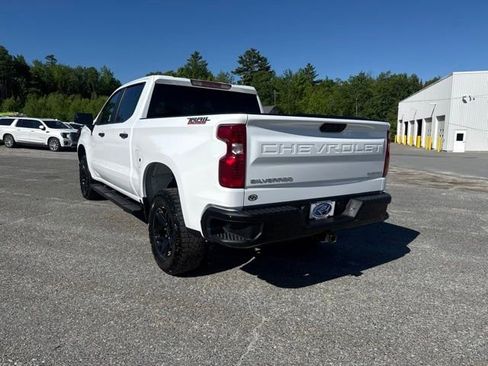 Used 2024 Chevrolet Silverado 1500 Custom Trail Boss AWD/4WD image 4