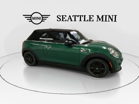 Used 2021 MINI Cooper Convertible w/ 6.5" Touchscreen Package image 13
