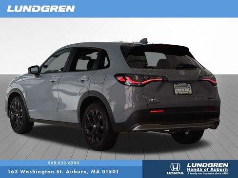 Used 2024 Honda HR-V Sport image 4
