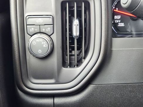 Used 2025 Chevrolet Silverado 1500 Custom RWD image 23