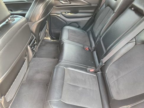 Used 2023 Jeep Grand Cherokee Altitude RWD image 30
