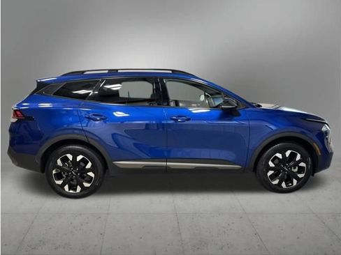 Used 2023 Kia Sportage X-Line AWD/4WD image 6