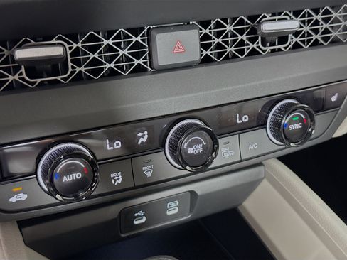 New 2025 Honda Accord SE image 13