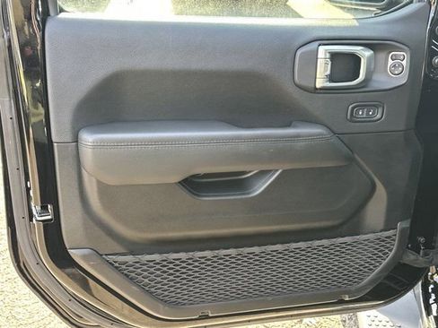 Certified 2023 Jeep Wrangler Altitude image 13