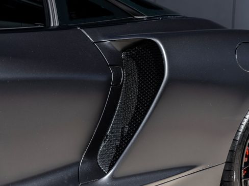 Used 2022 McLaren GT image 15