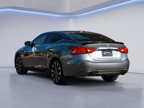 Used 2016 Nissan Maxima SR FWD image 7