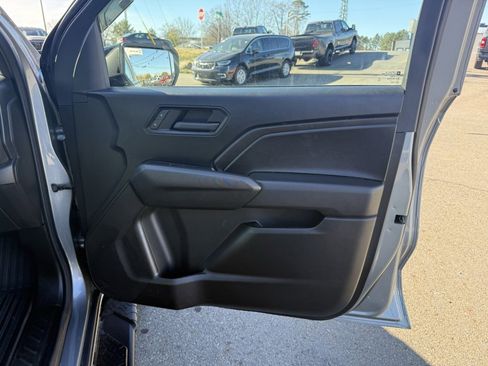 Used 2024 Chevrolet Colorado Trail Boss w/ Technology Package image 28