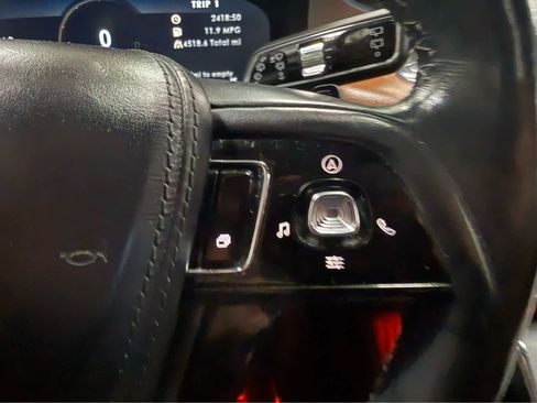Used 2023 Lincoln Aviator Reserve w/ Equipment Group 201A AWD/4WD image 13