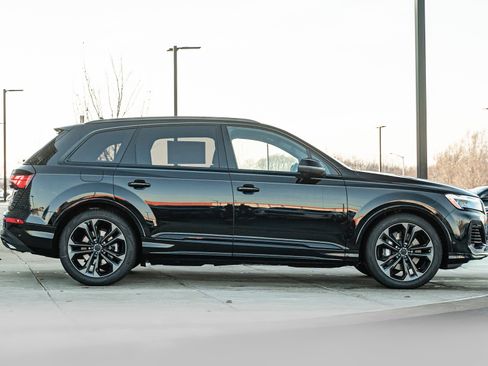 New 2026 Audi Q7 3.0T Premium Plus image 3