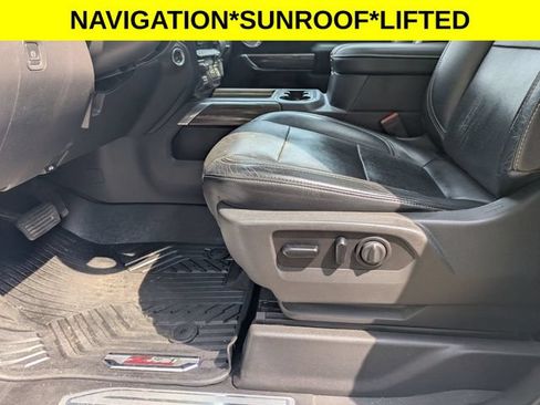 Used 2020 Chevrolet Silverado 1500 RST AWD/4WD image 13