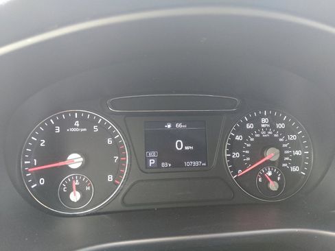 Used 2020 Kia Sorento FWD V6 image 23