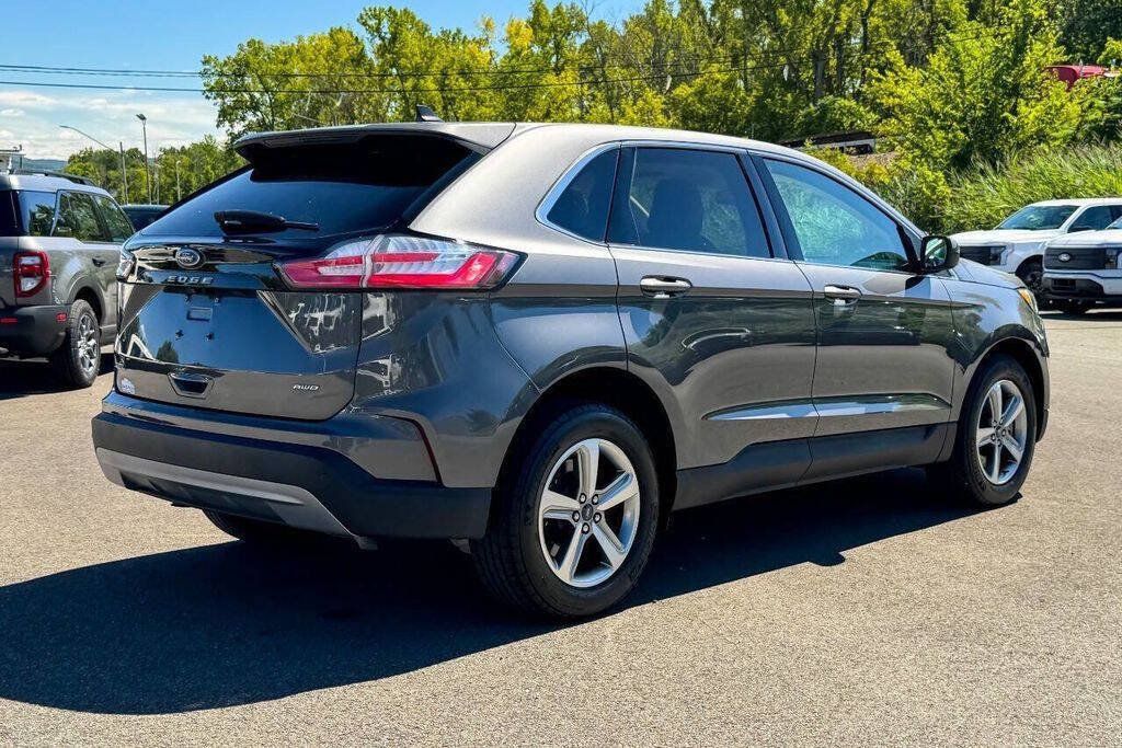 Used 2022 Ford Edge SEL w/ Convenience Package AWD/4WD image 3