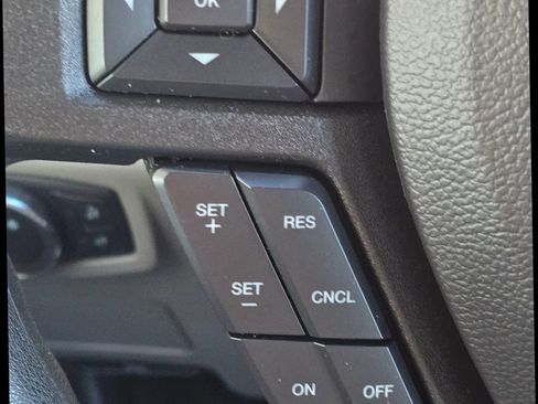 Used 2022 Ford F250 XLT w/ XLT Value Package image 21