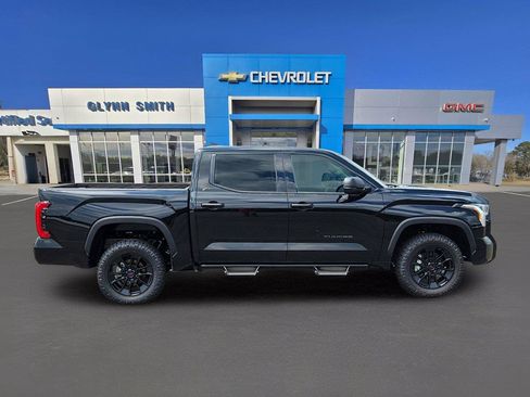 Used 2023 Toyota Tundra SR5 AWD/4WD image 4